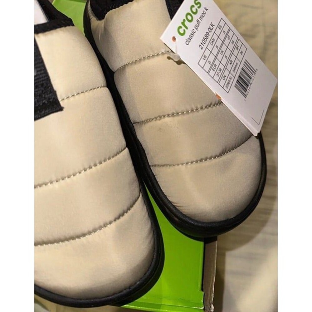 Crocs - Picture 2 of 5